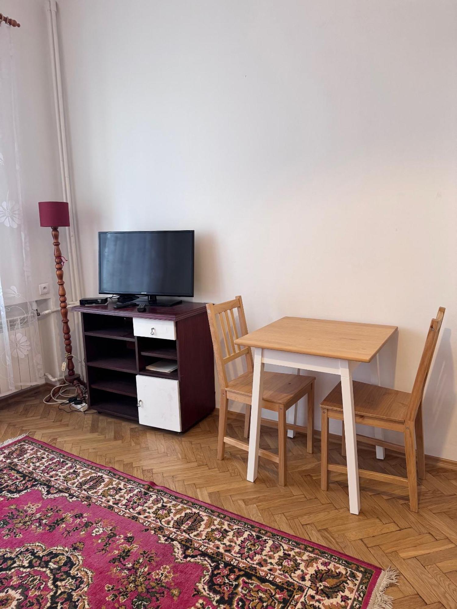 10 Min Metro Dworzec Wilenski Homestay Warsaw
