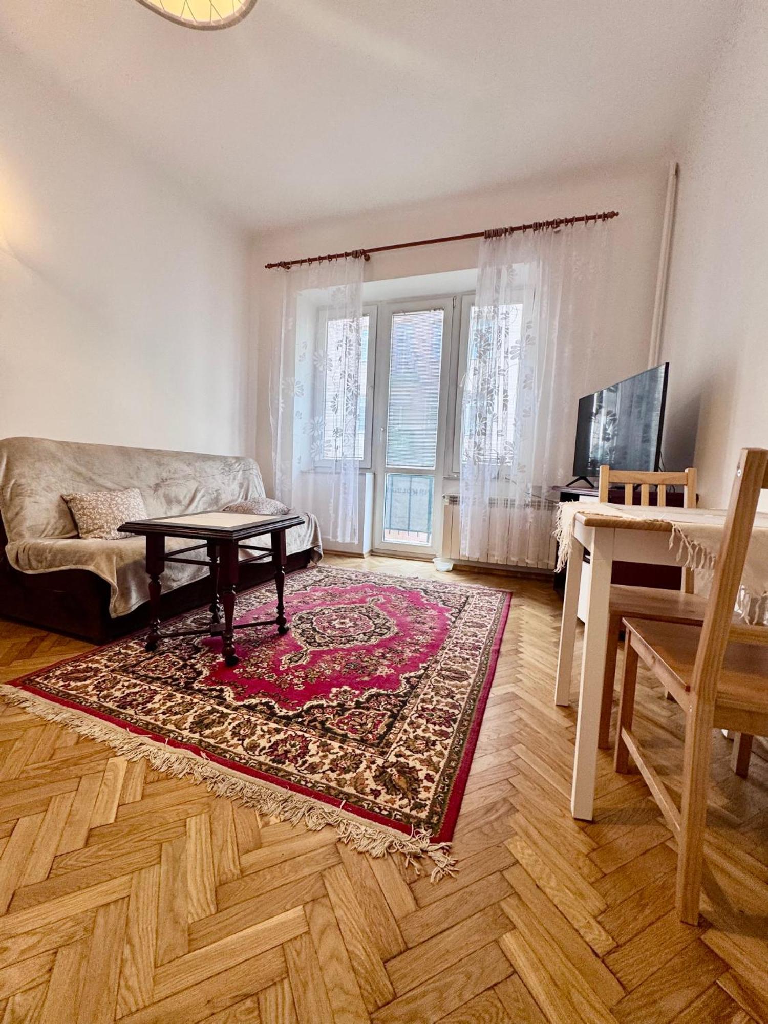 10 Min Metro Dworzec Wilenski Homestay Warsaw